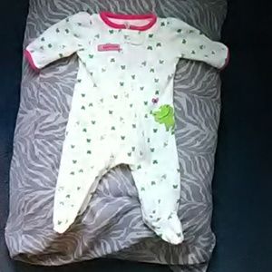 Nb baby Sleeper/Sleep N Play